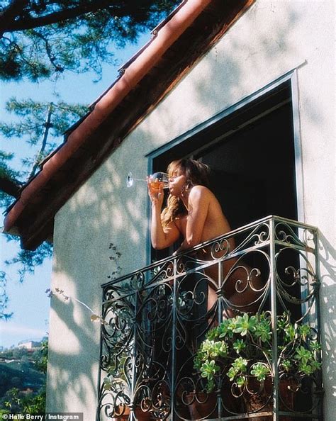 halle berry balcony|Halle Berry, 56, poses NUDE on a balcony。